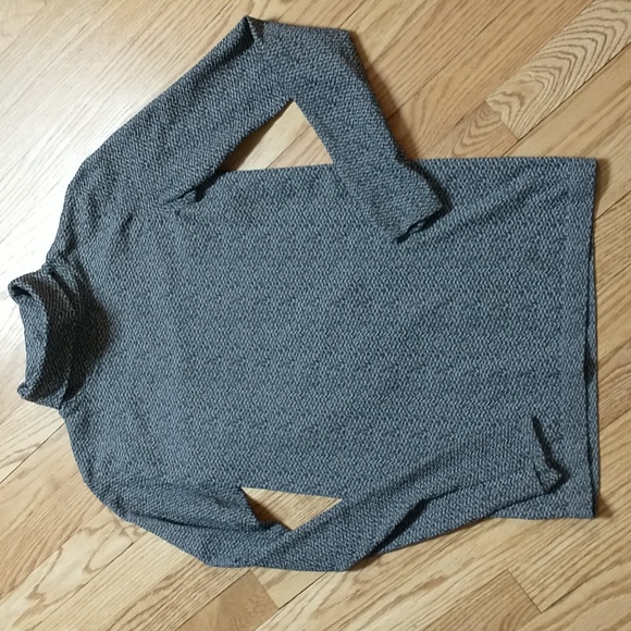 Athleta Flurry Seamless Turtleneck SMALL - Picture 1 of 5